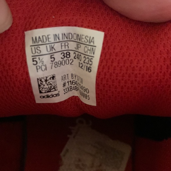 Used great condition Adidas - Picture 5 of 6